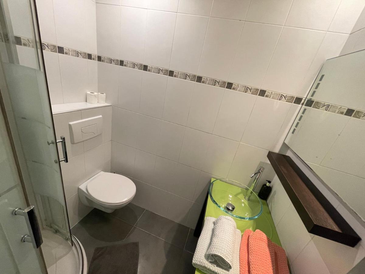 קאן Maisonnette Studio Bas Suquet, Proche Plage Et Palais מראה חיצוני תמונה
