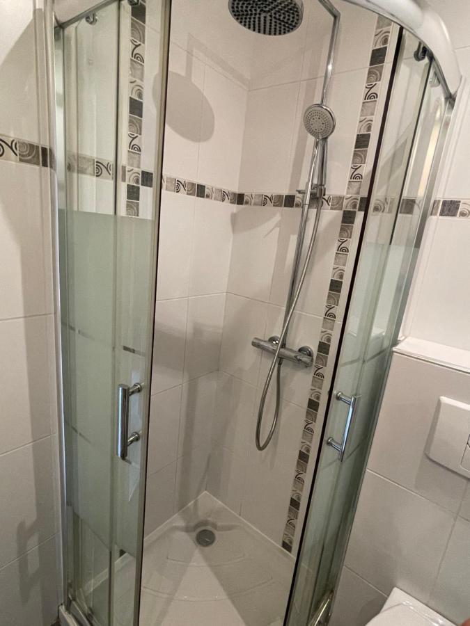 קאן Maisonnette Studio Bas Suquet, Proche Plage Et Palais מראה חיצוני תמונה